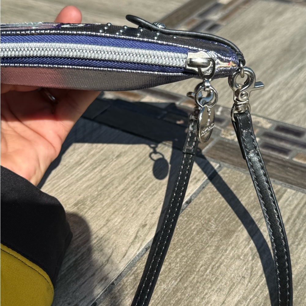 NWOT! Sakroots Purple Elephant Embroidered Crossbody Bag - Picture 6 of 9